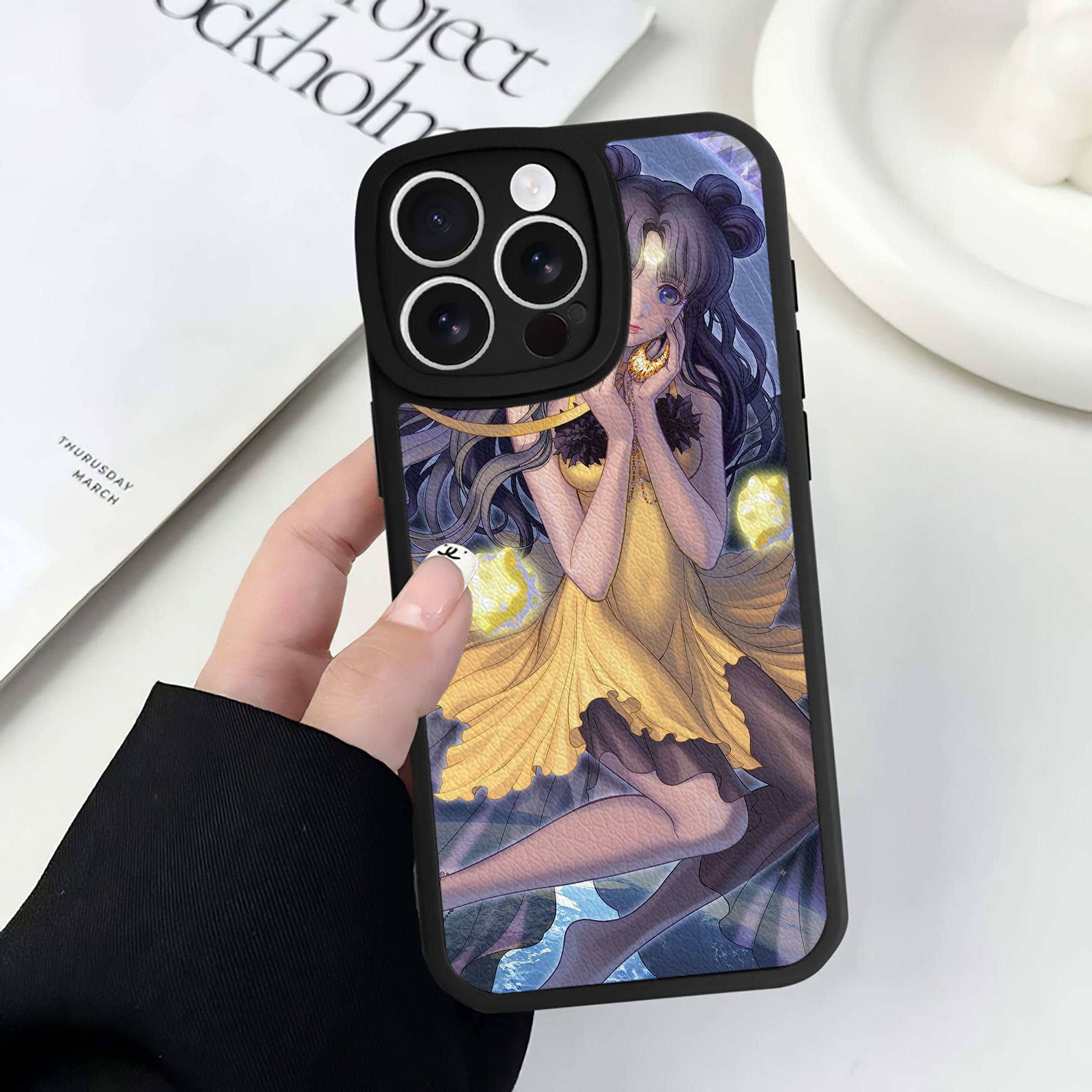 （画像用） 美少女戦士セーラームーン Sailor Moon 【iPhone 16シリーズ対応】シリコンスマホケース（レザー調） 材質：シリコン